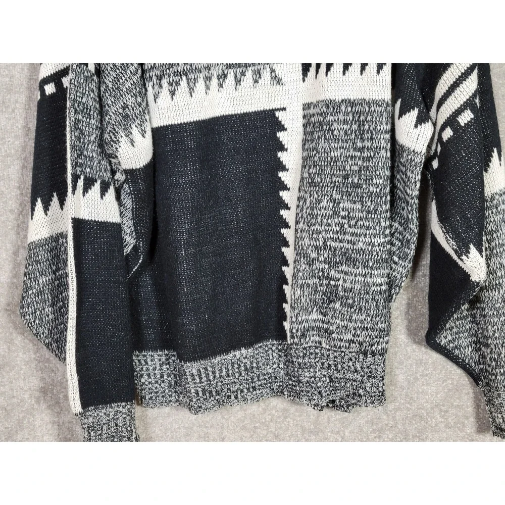 Vintage Marquis Sweater Mens Size 2X Black White Acrylic Drop Shoulder Crew Neck